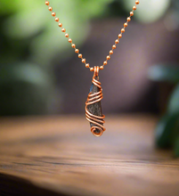 Load image into Gallery viewer, Black Kayanite | Copper Necklace