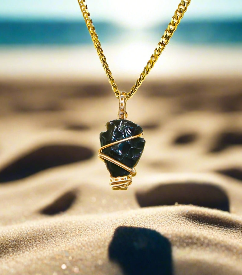 14k Black Obsidian | Arrowhead