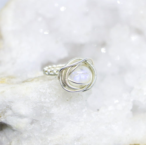 Silver | Moonstone Ring | Size 8.5