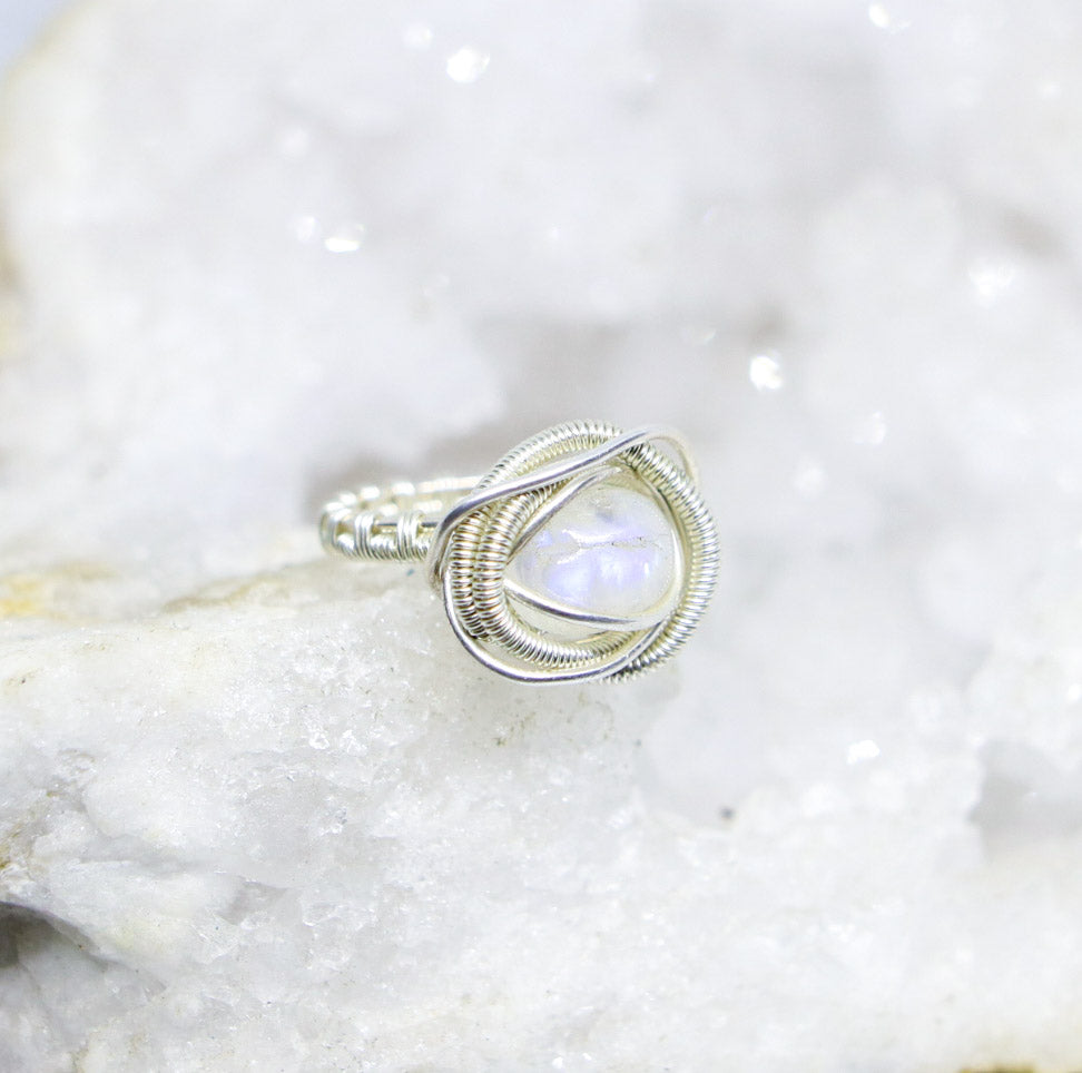 Silver | Moonstone Ring | Size 8.5